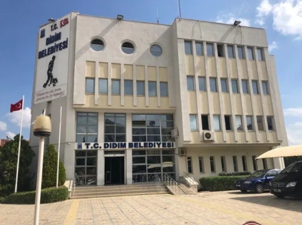 CHP’li Didim Belediyesi’nde damat krizi: Cem Armutlu kayınvalidesi Hatice Gençay’ın kirli oyunlarını tek tek anlattı!